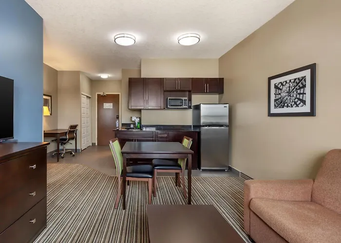 Best Western Plus Fort Saskatchewan Inn & Suites